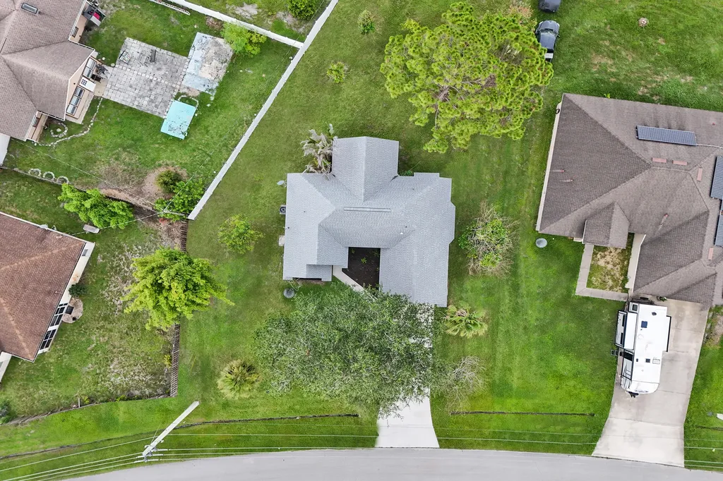1237 SW Edinburgh Drive Port St Lucie FL 34953