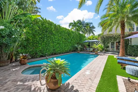 227 Marlborough Road West Palm Beach FL 33405