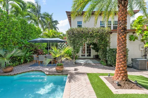 227 Marlborough Road West Palm Beach FL 33405