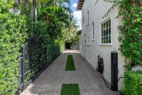 227 Marlborough Road West Palm Beach FL 33405