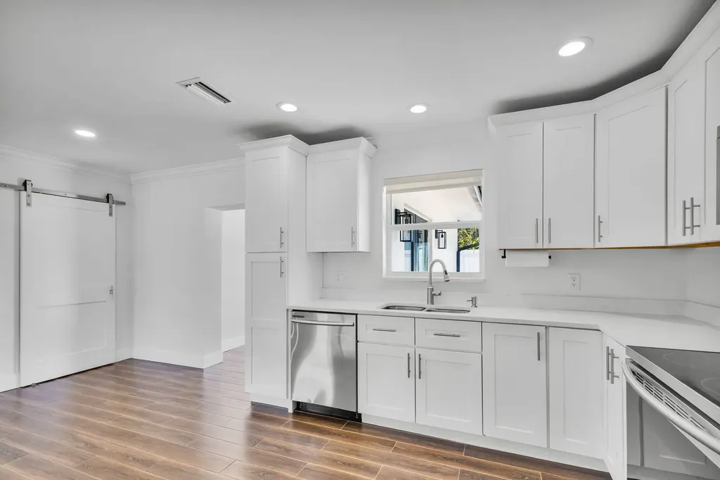 204 W Whitney Drive Jupiter FL 33458