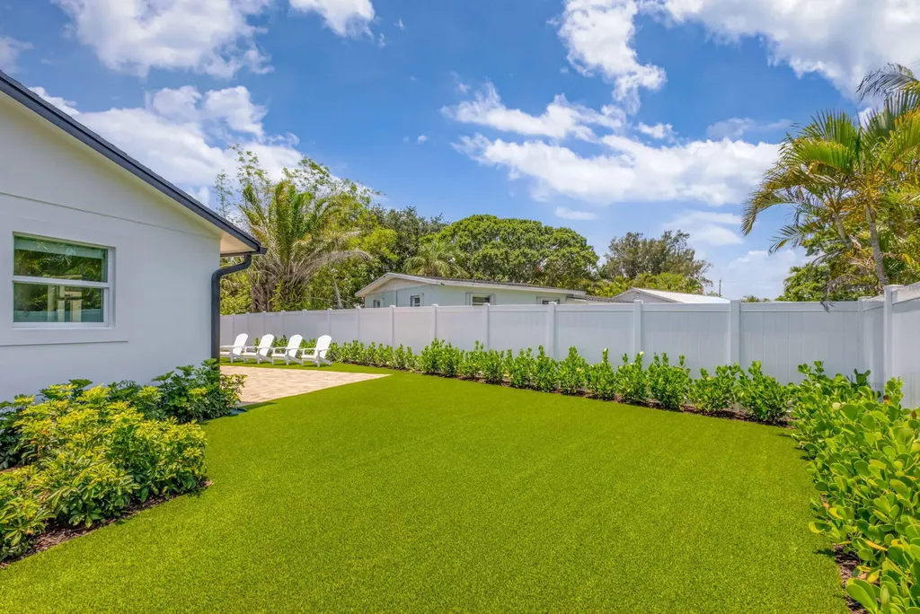 204 W Whitney Drive Jupiter FL 33458