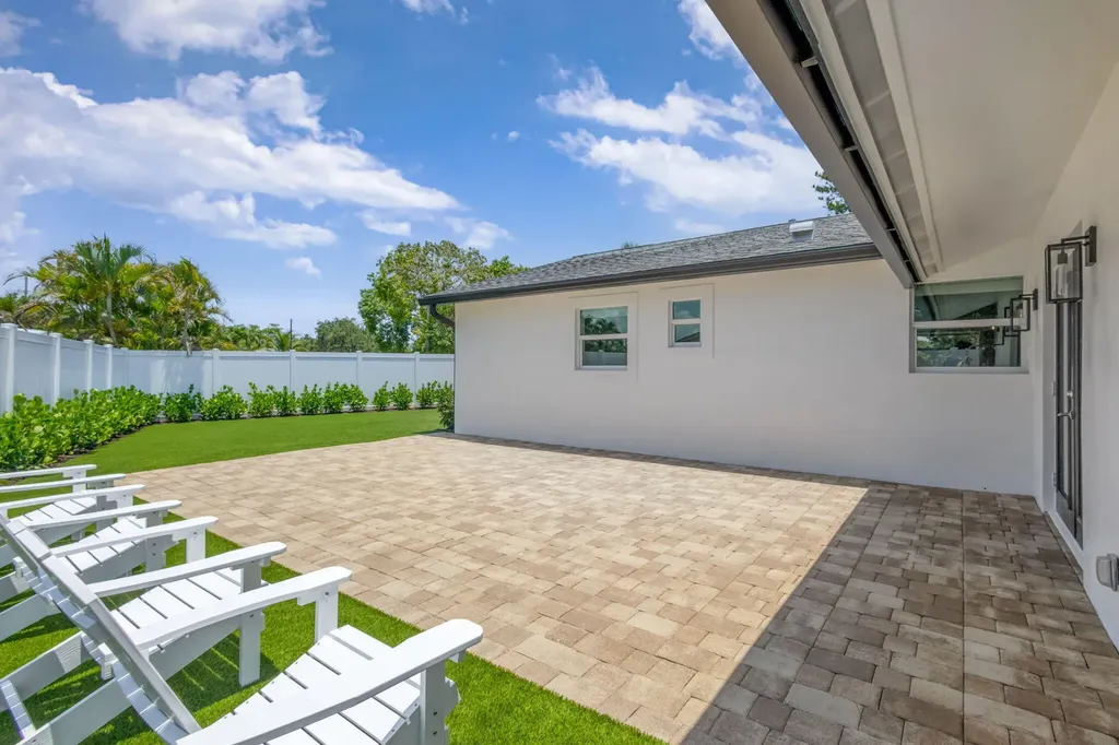 204 W Whitney Drive Jupiter FL 33458