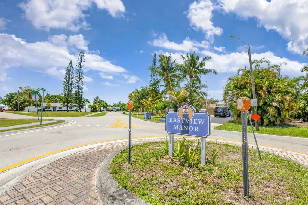 204 W Whitney Drive Jupiter FL 33458