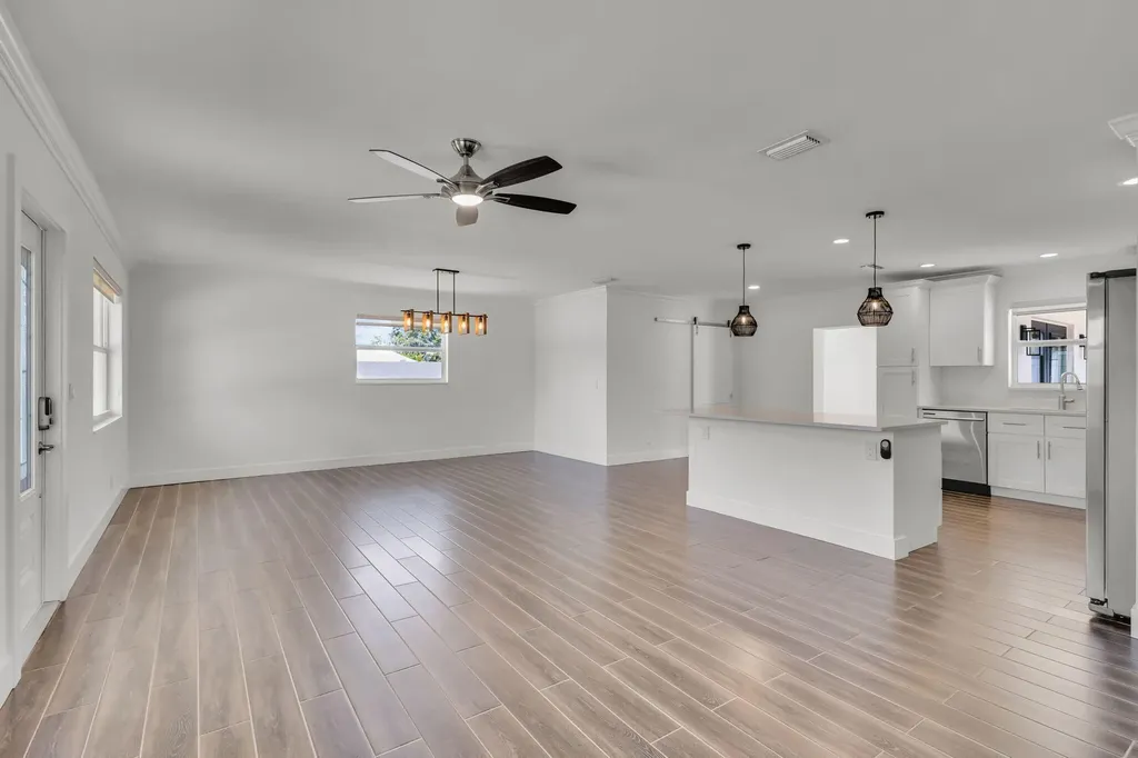 204 W Whitney Drive Jupiter FL 33458