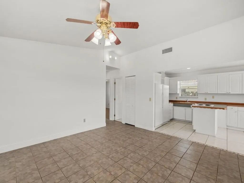 368 14th Place SW Vero Beach FL 32962
