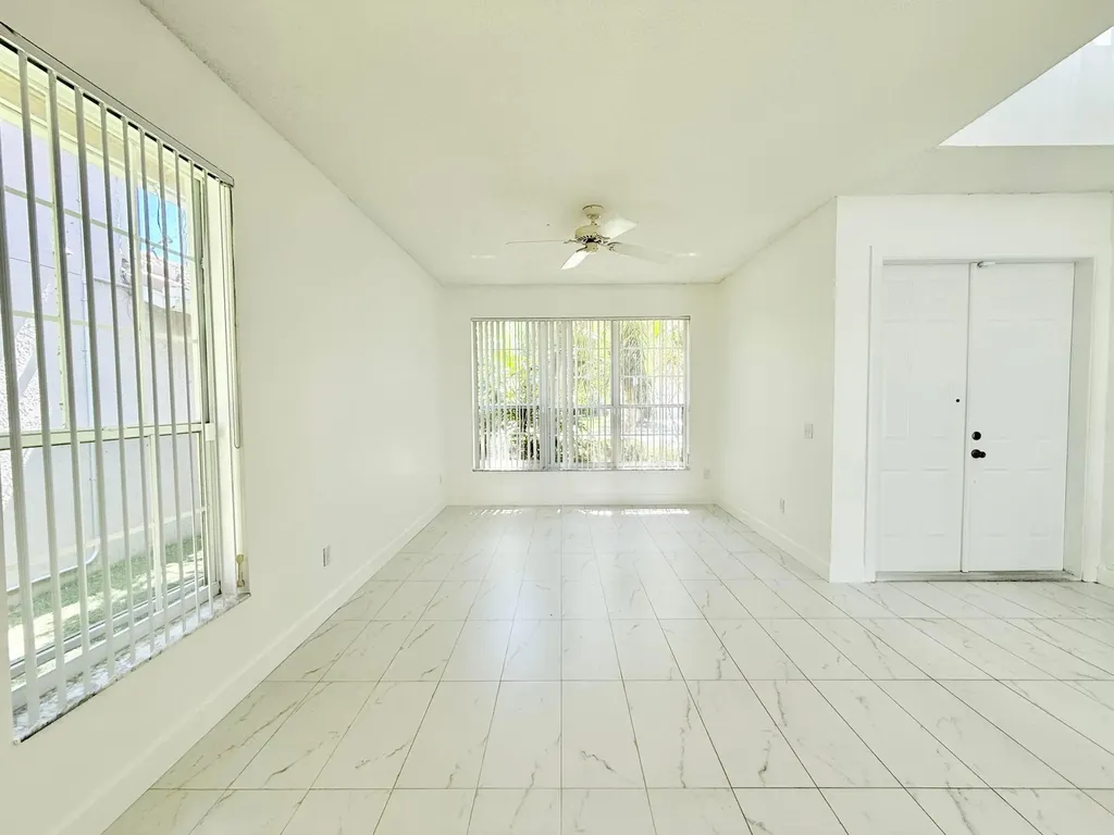 10875 Old Bridgeport Lane Boca Raton FL 33498