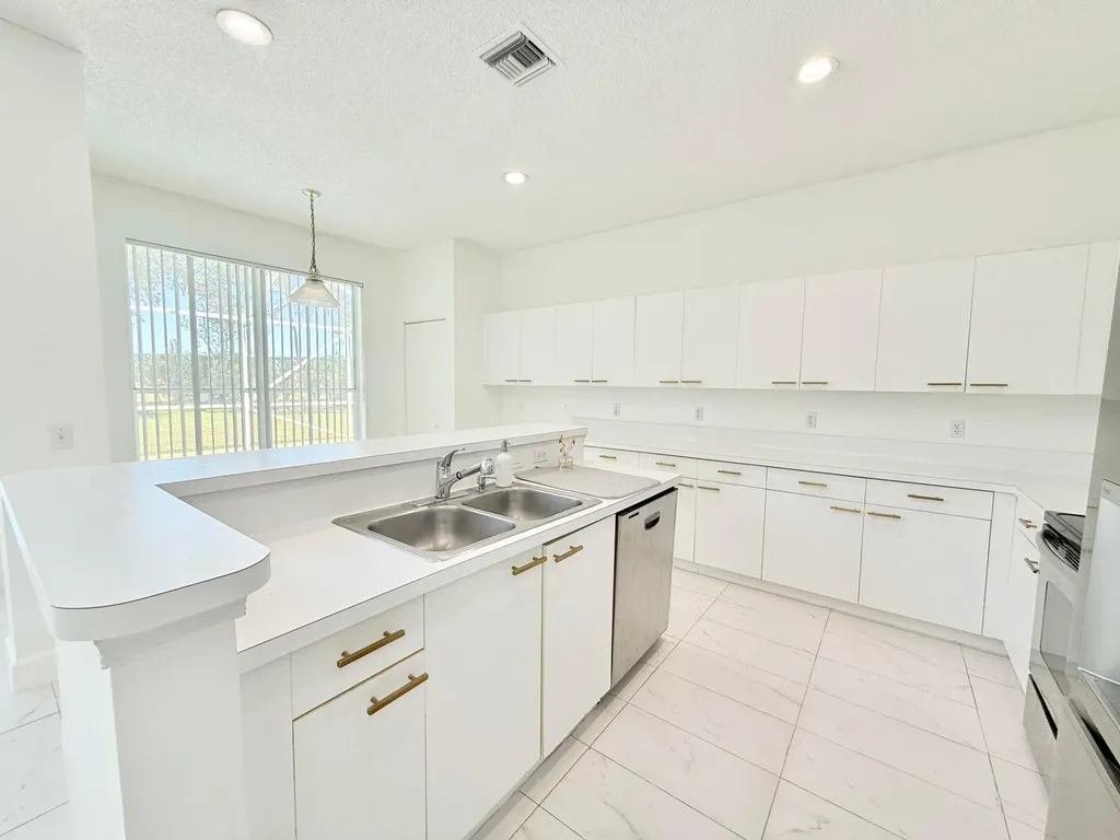 10875 Old Bridgeport Lane Boca Raton FL 33498