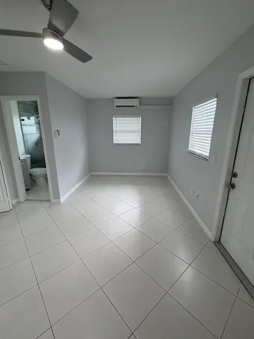 5612 S 36th Street Greenacres FL 33463