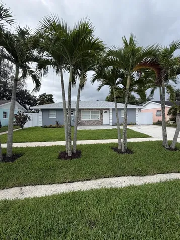 5612 S 36th Street Greenacres FL 33463