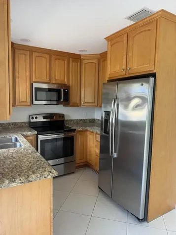 5612 S 36th Street Greenacres FL 33463
