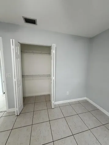 5612 S 36th Street Greenacres FL 33463