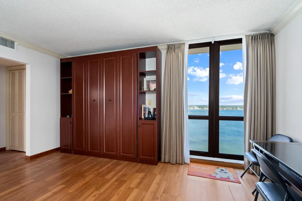 5380 N Ocean Drive Riviera Beach FL 33404