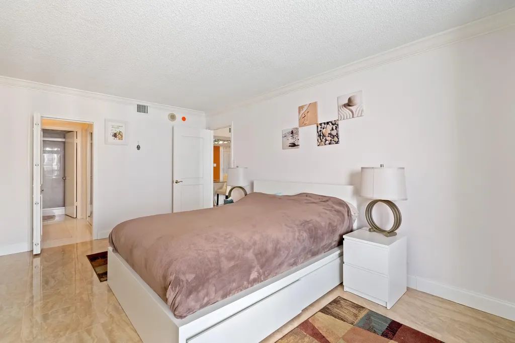5380 N Ocean Drive Riviera Beach FL 33404
