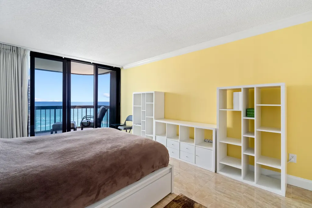 5380 N Ocean Drive Riviera Beach FL 33404