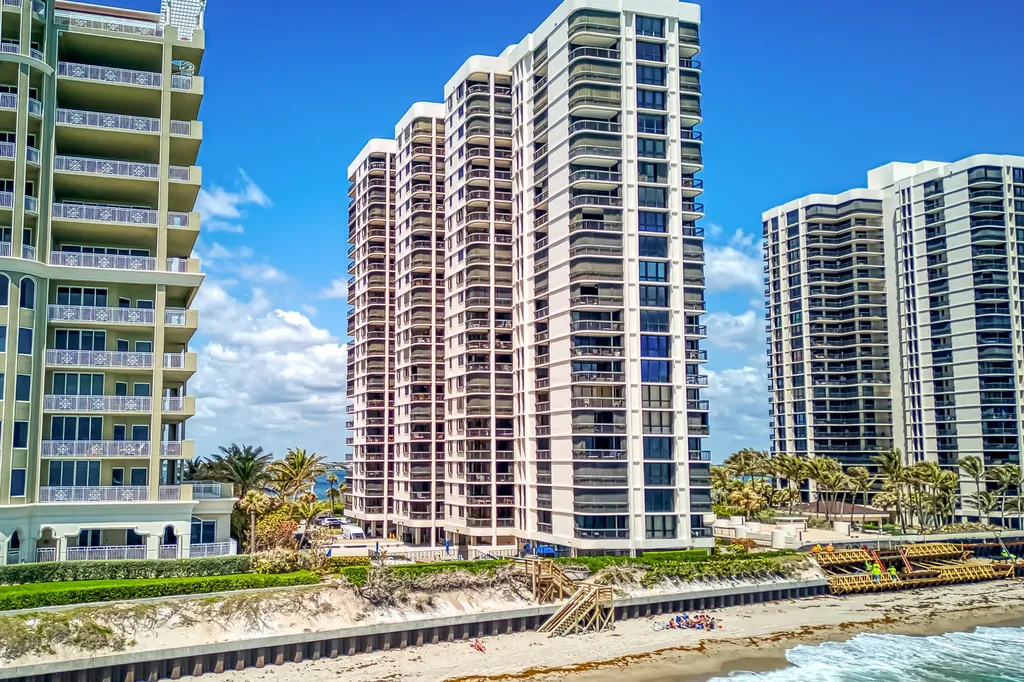 5380 N Ocean Drive Riviera Beach FL 33404