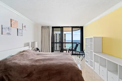 5380 N Ocean Drive Riviera Beach FL 33404