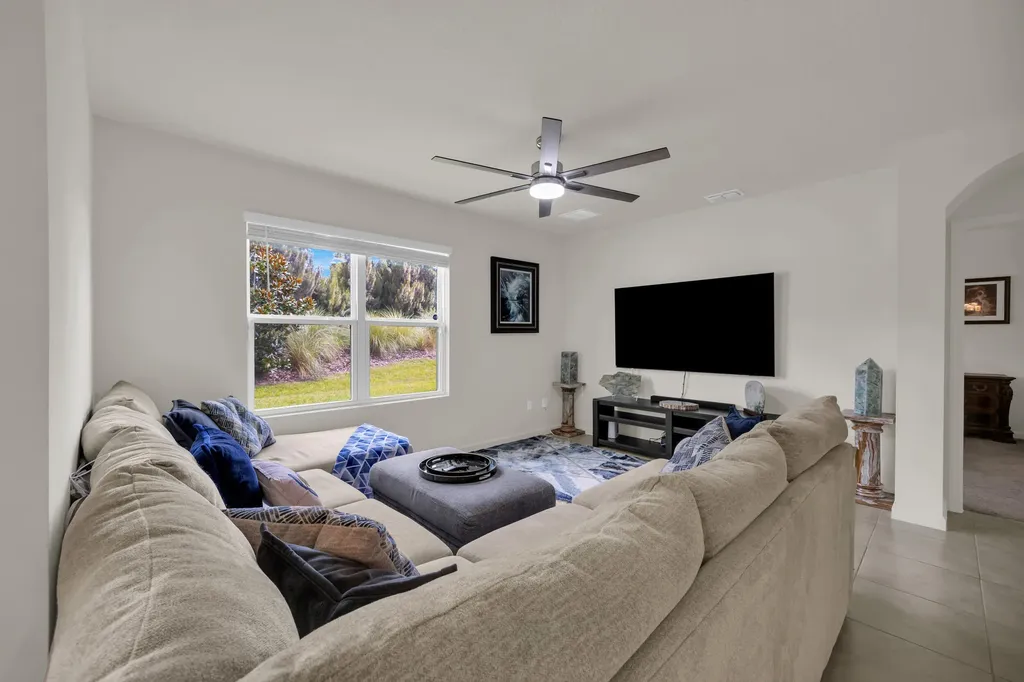 5312 Amusement Avenue Fort Pierce FL 34947