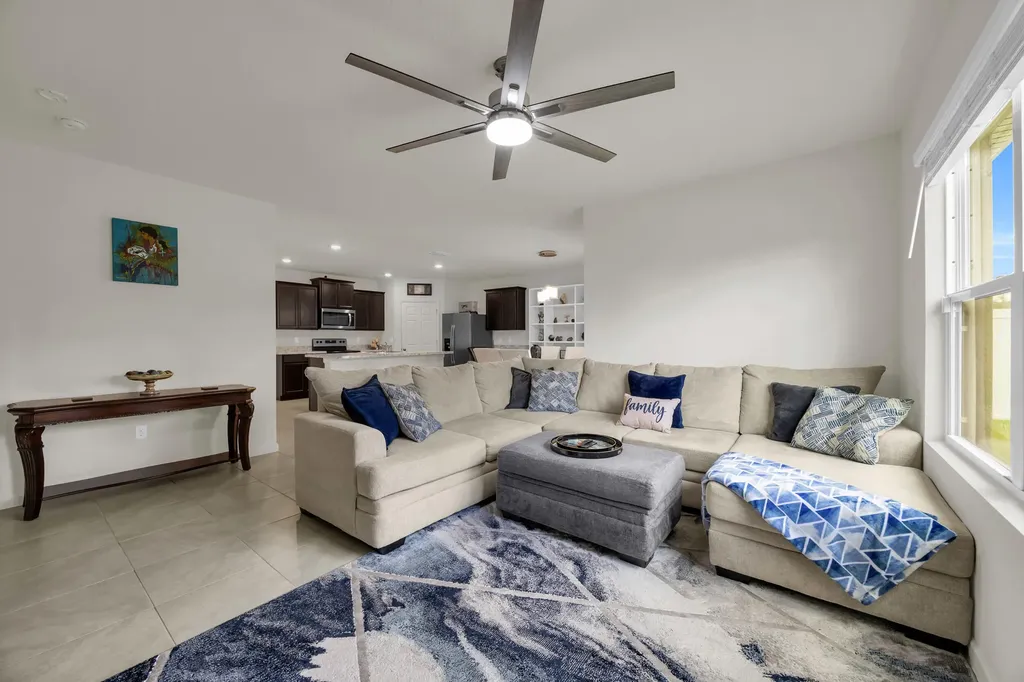 5312 Amusement Avenue Fort Pierce FL 34947