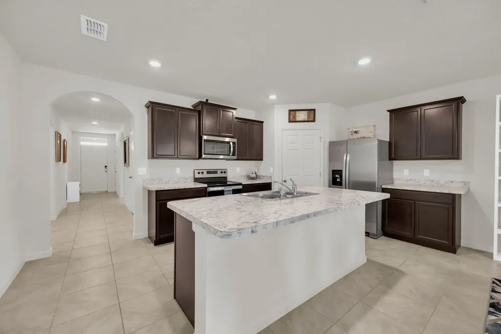 5312 Amusement Avenue Fort Pierce FL 34947