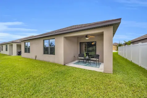 5312 Amusement Avenue Fort Pierce FL 34947