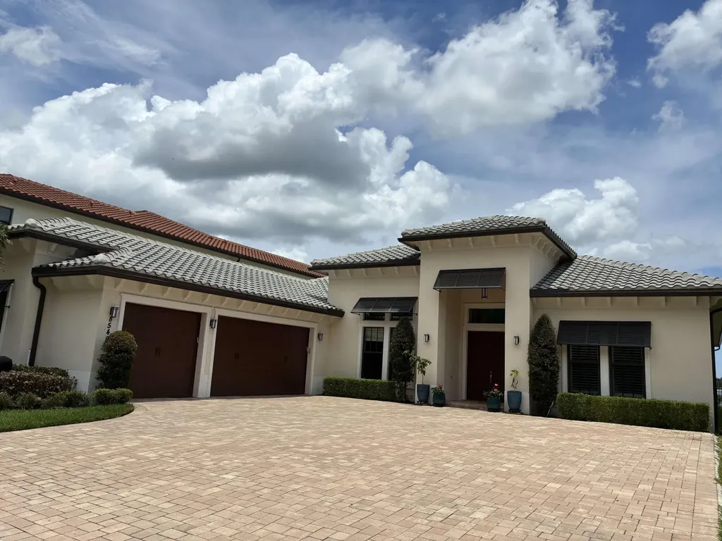 8540 W Parkland Bay Trail Parkland FL 33076