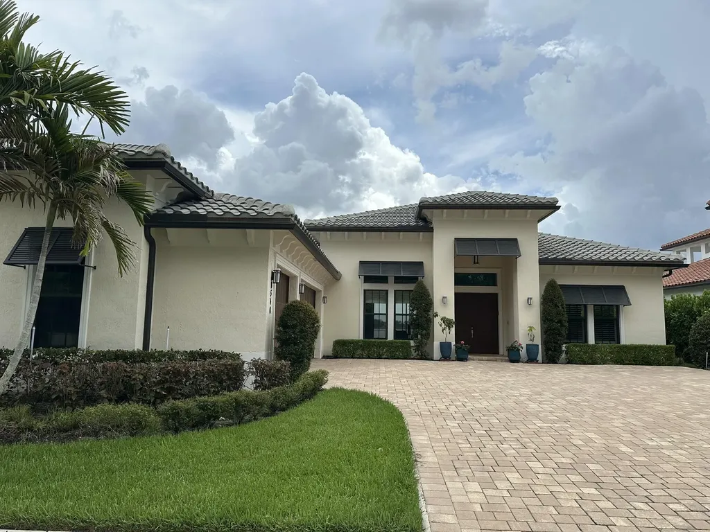 8540 W Parkland Bay Trail Parkland FL 33076