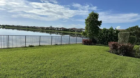 8540 W Parkland Bay Trail Parkland FL 33076