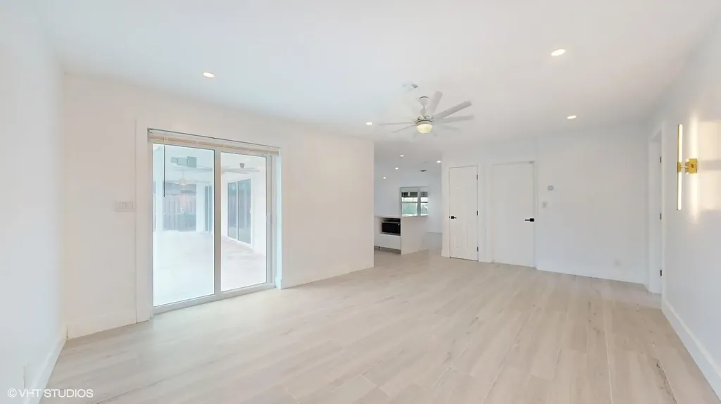 4761 NE 28th Avenue Fort Lauderdale FL 33308