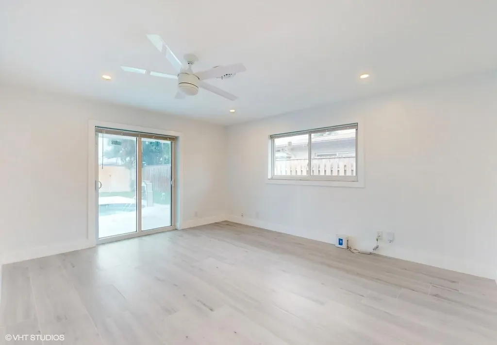 4761 NE 28th Avenue Fort Lauderdale FL 33308