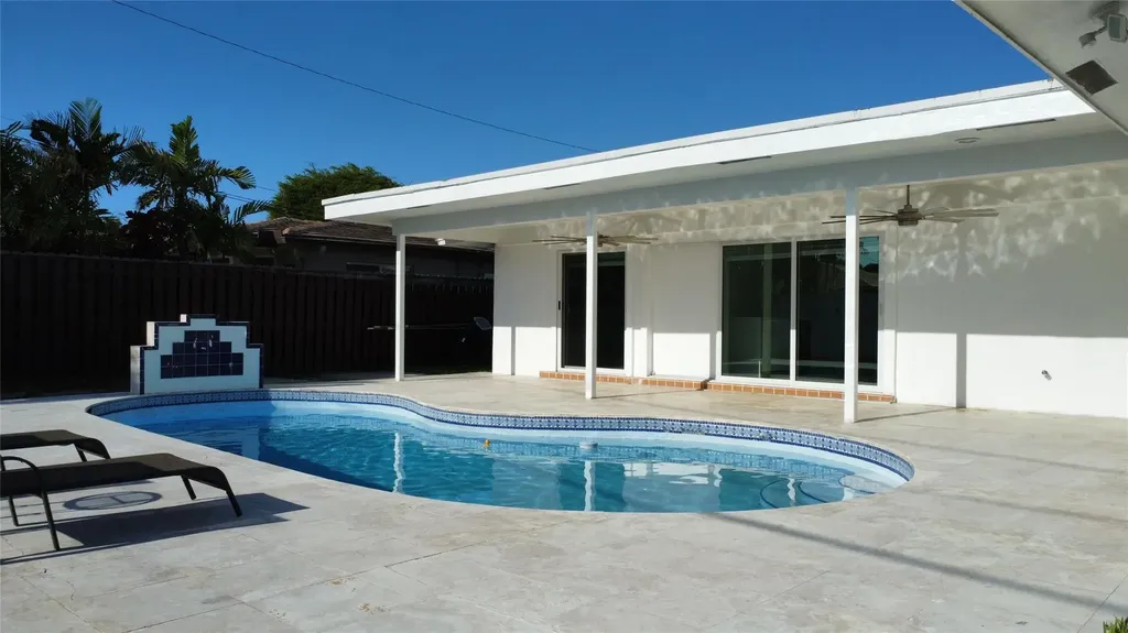 4761 NE 28th Avenue Fort Lauderdale FL 33308