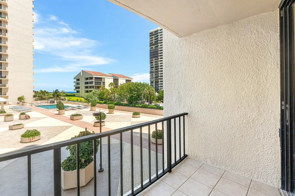 4200 N Ocean Drive Singer Island FL 33404