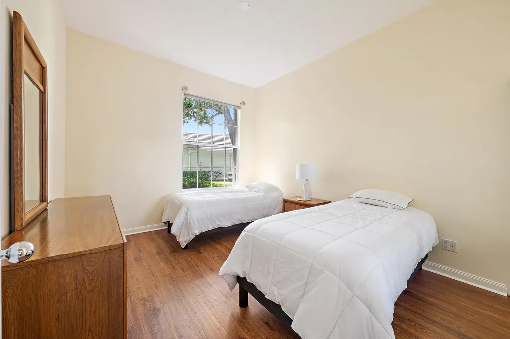 8548 Beaconhill Road Palm Beach Gardens FL 33410