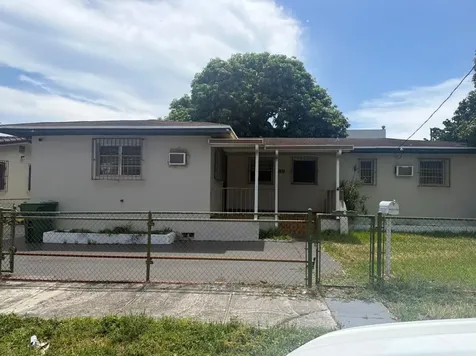 88 NW 18th Avenue Miami FL 33125