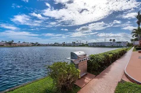 925 SW 11th Avenue Hallandale FL 33009