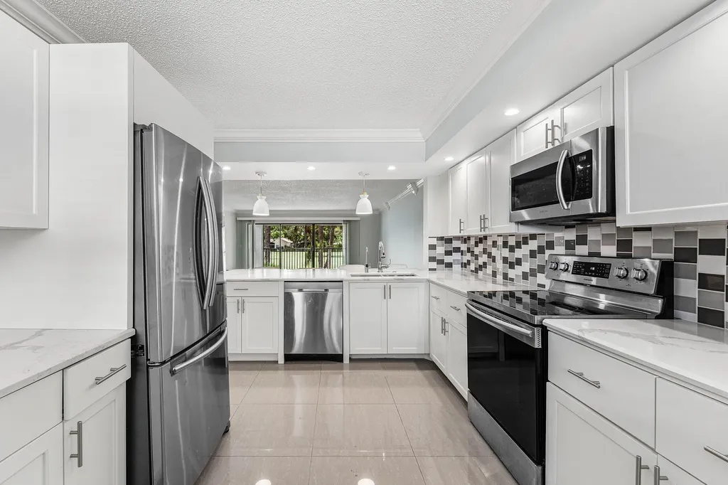 12926 Briarlake Drive Palm Beach Gardens FL 33418