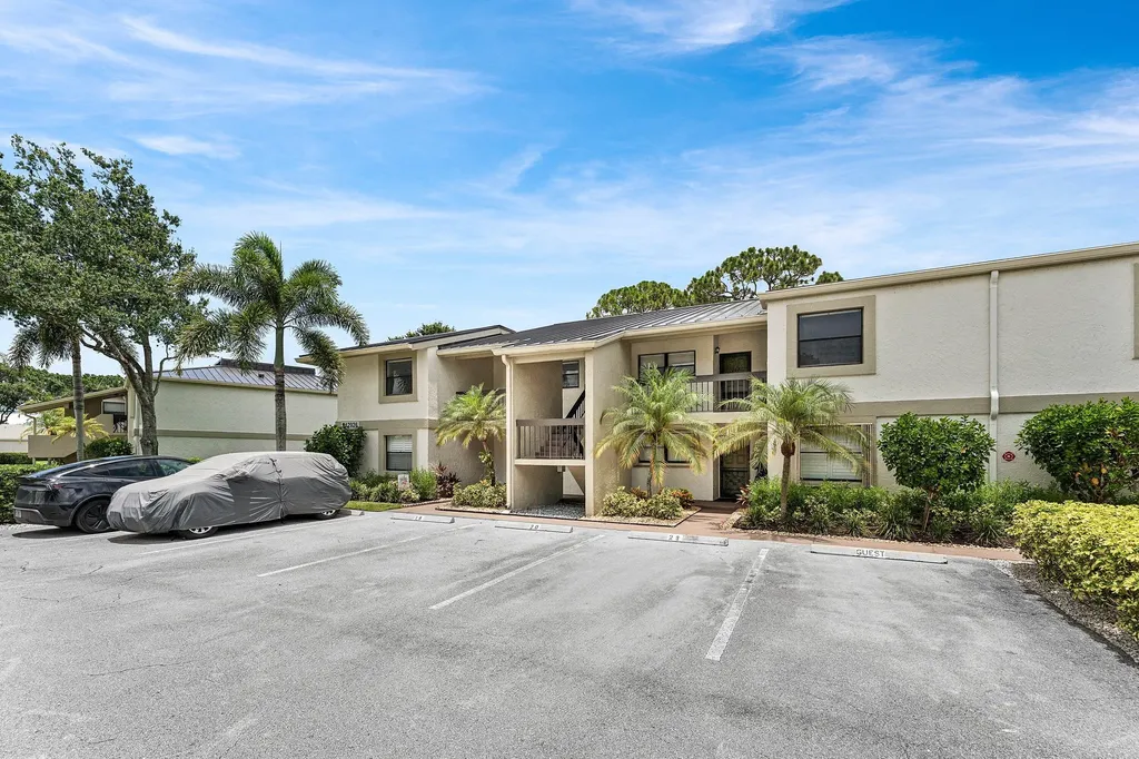 12926 Briarlake Drive Palm Beach Gardens FL 33418