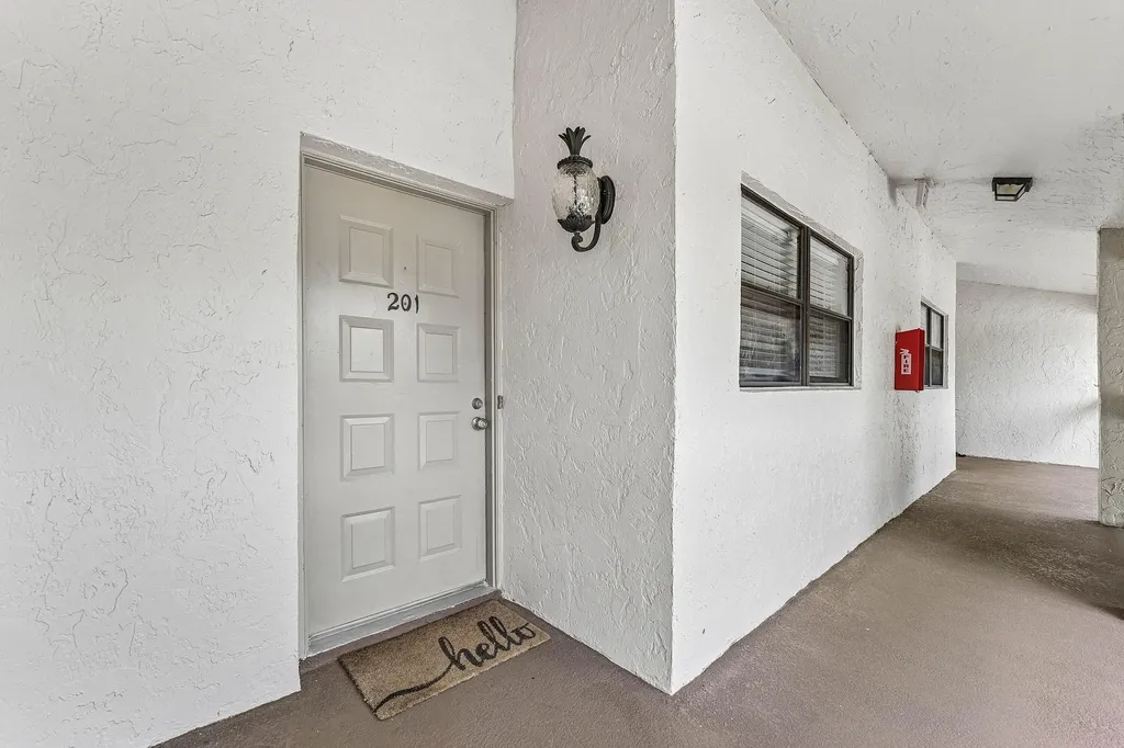 12926 Briarlake Drive Palm Beach Gardens FL 33418