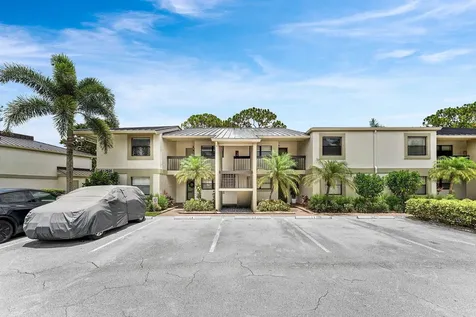 12926 Briarlake Drive Palm Beach Gardens FL 33418