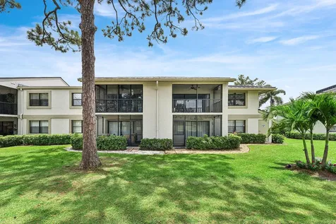 12926 Briarlake Drive Palm Beach Gardens FL 33418