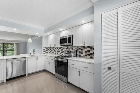 12926 Briarlake Drive Palm Beach Gardens FL 33418