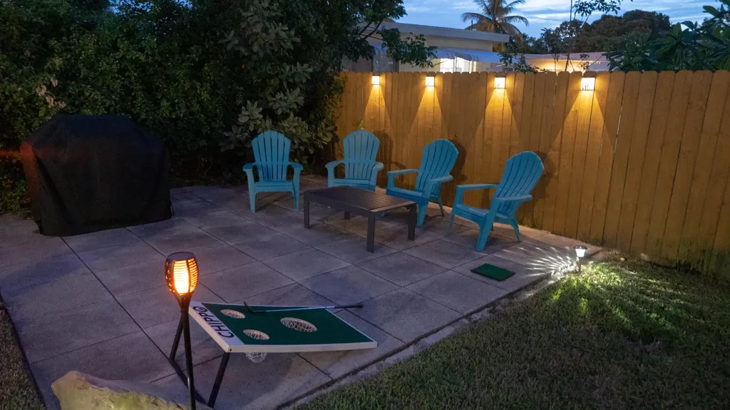 1909 NE 2nd Street Pompano Beach FL 33060
