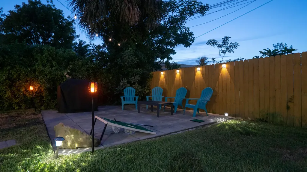 1909 NE 2nd Street Pompano Beach FL 33060
