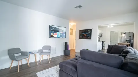 1909 NE 2nd Street Pompano Beach FL 33060
