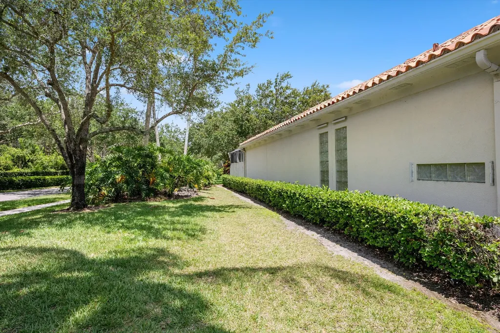 2862 Irma Lake Drive West Palm Beach FL 33411