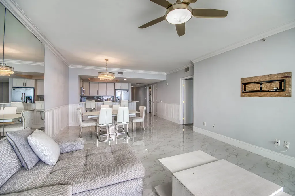 2650 Lake Shore Drive Riviera Beach FL 33404