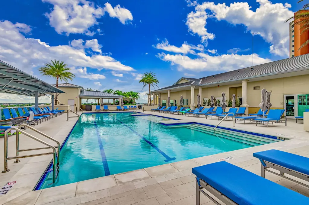 2650 Lake Shore Drive Riviera Beach FL 33404