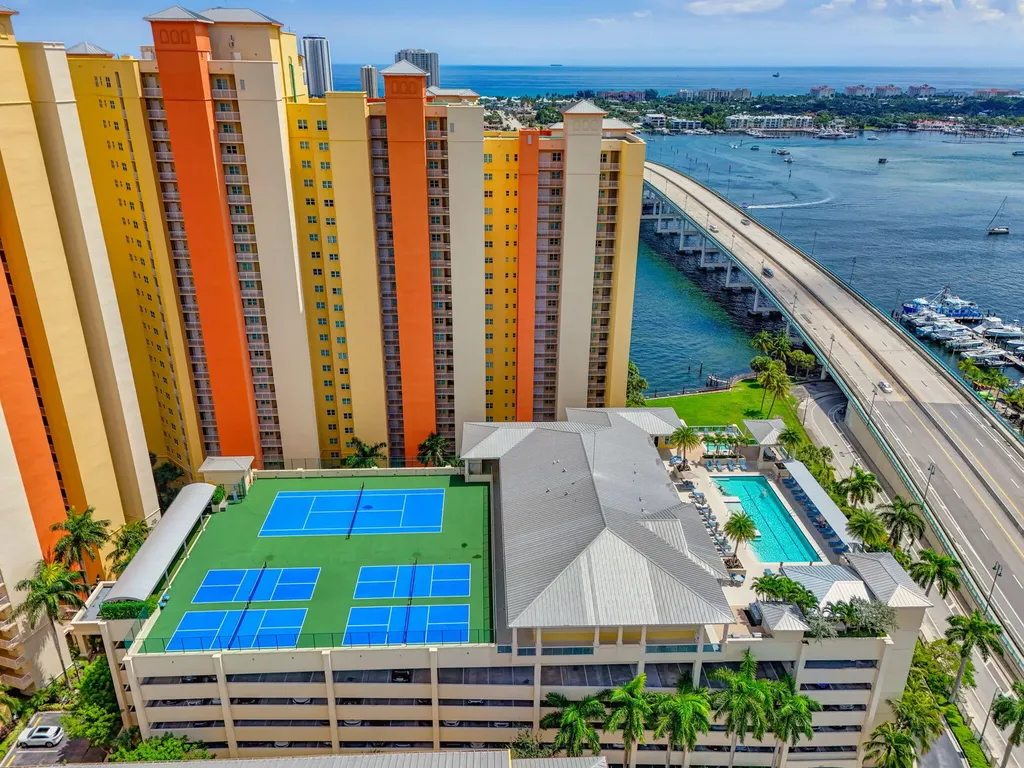 2650 Lake Shore Drive Riviera Beach FL 33404