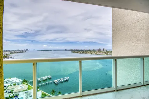 2650 Lake Shore Drive Riviera Beach FL 33404