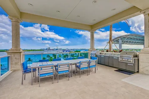 2650 Lake Shore Drive Riviera Beach FL 33404